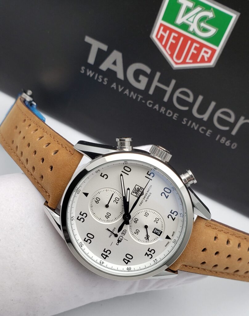 Presente nuestra réplica de reloj Tag Heuer Heuer 01 AAA